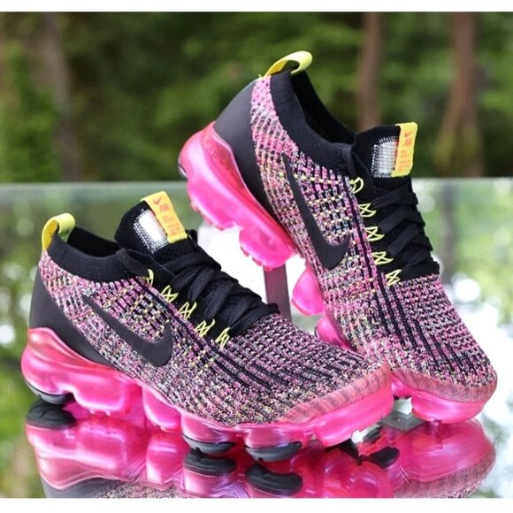 Nike Air VaporMax Flyknit 3 Black Multicolor Sneakers Size 7 Womens Shoes - Picture 3 of 16